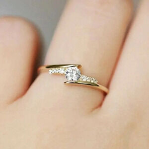 18k Gold Dainty Diamond Ring Band